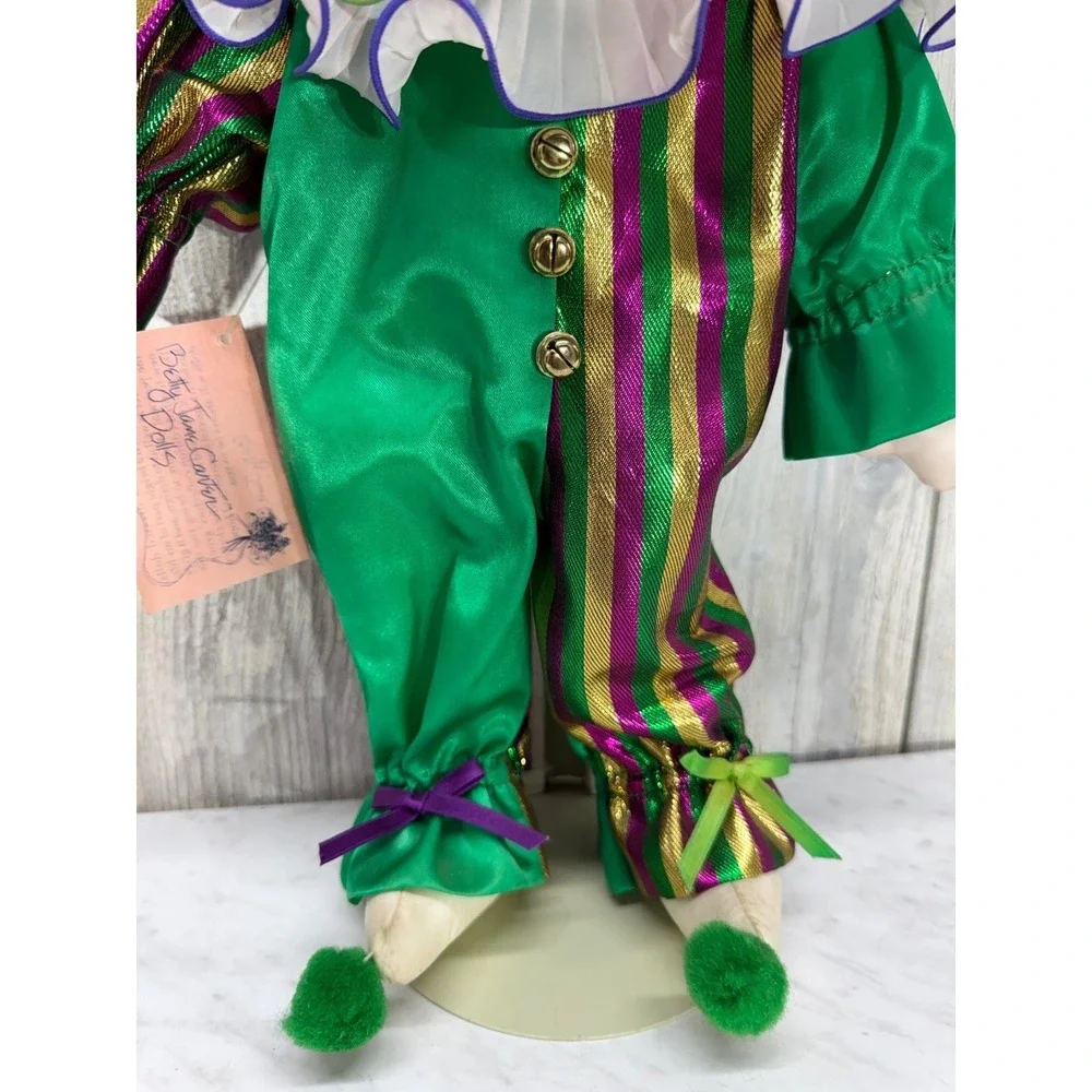 Betty Jane Carter Musical Porcelain Clown Doll Mardi Gras Purple Green Gold 16
